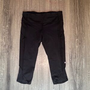 Lululemon Athletica Black Cropped leggings